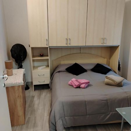 Loft Apartment Mezzolombardo Bagian luar foto